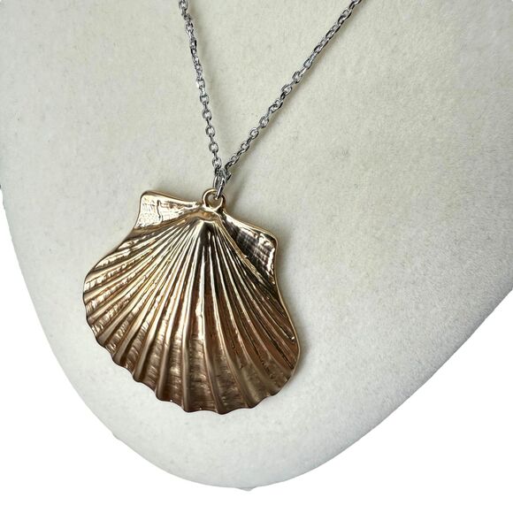 J. Jill Shell Necklace Island Air Pendant Mixed Metal Gold Silver Scallop Ocean - Picture 5 of 14